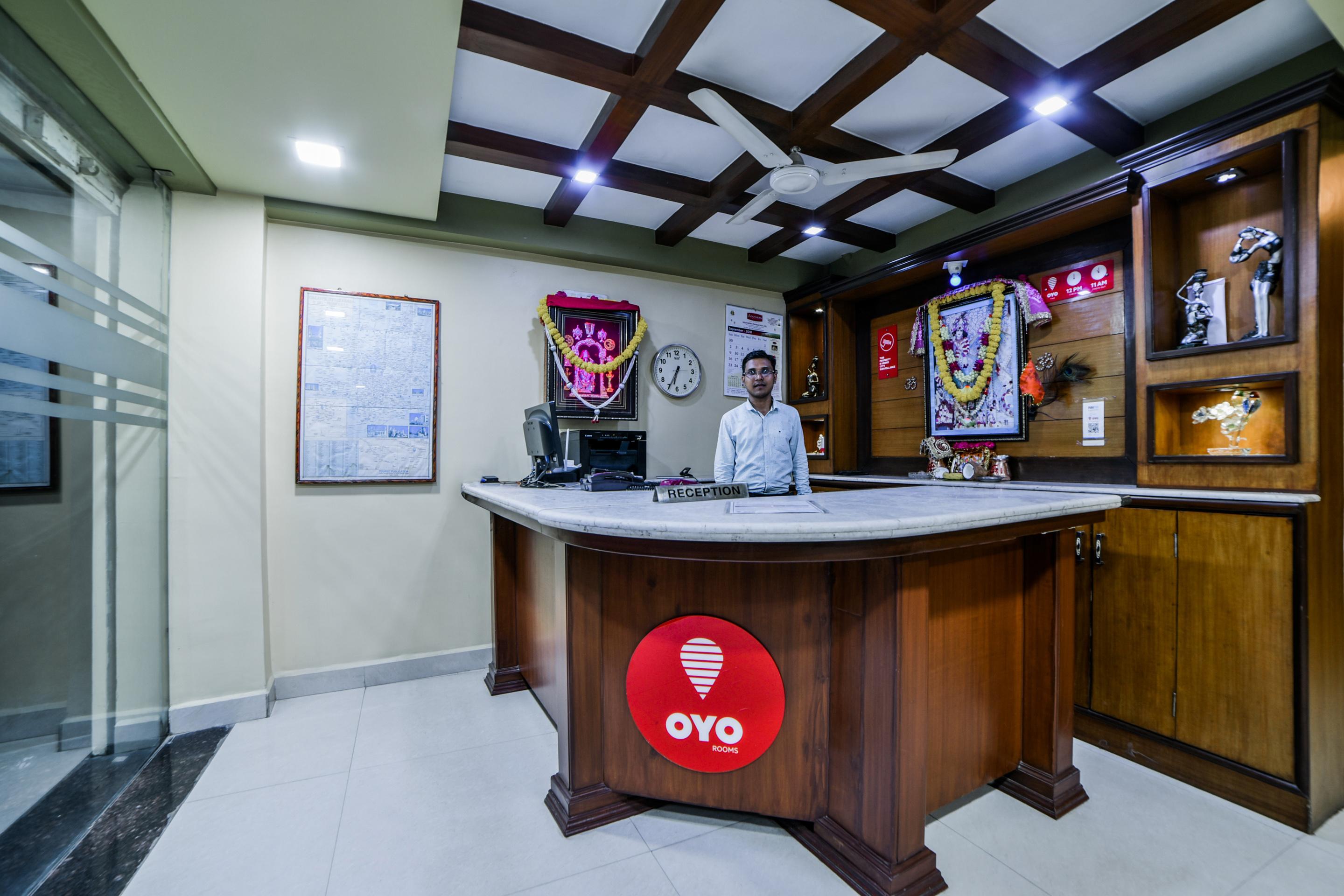 Oyo 2840 Kanha Grand Хидерабад Екстериор снимка